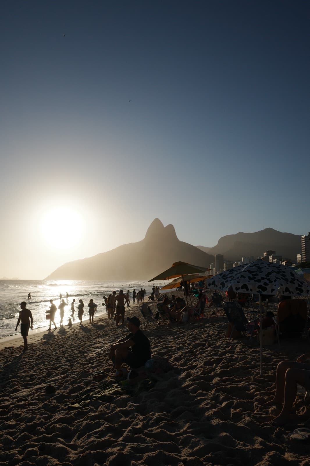 Girls-Only Ipanema Beach Day — 4