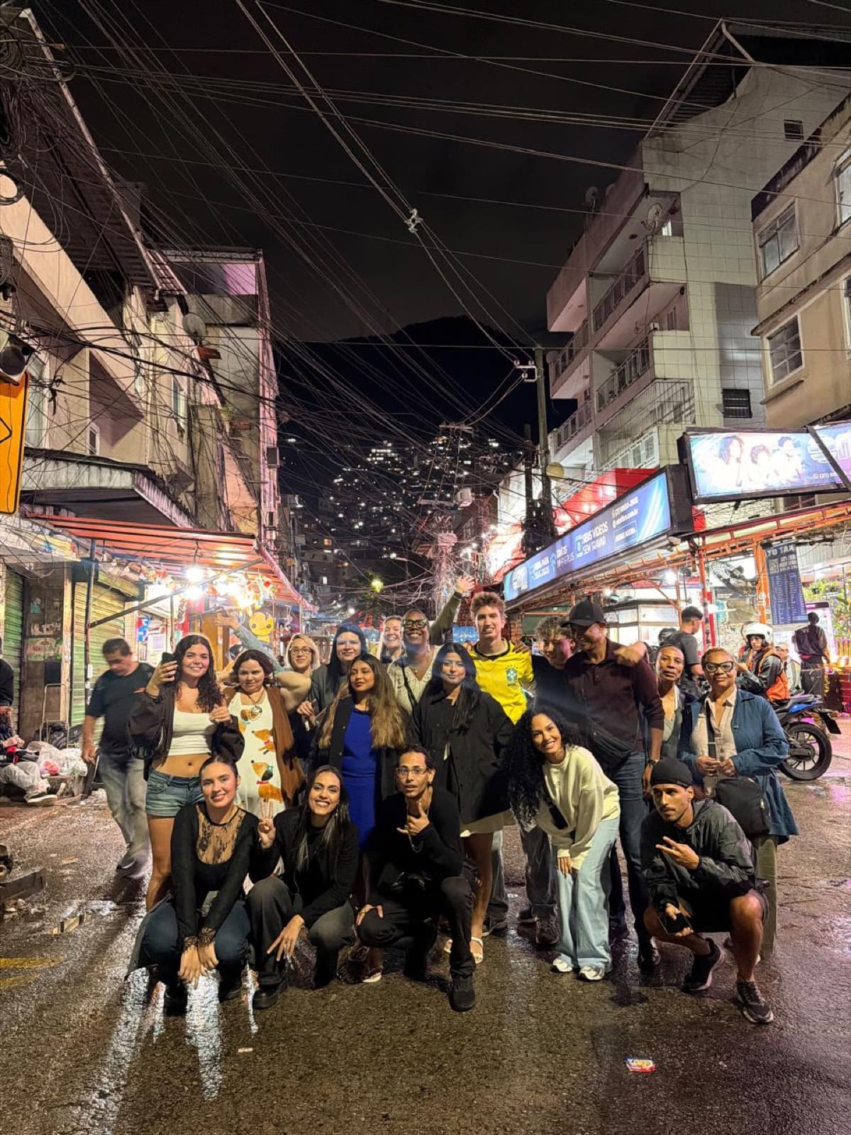 Pub Crawl & Real Favela Party with Locals in Rocinha — 3